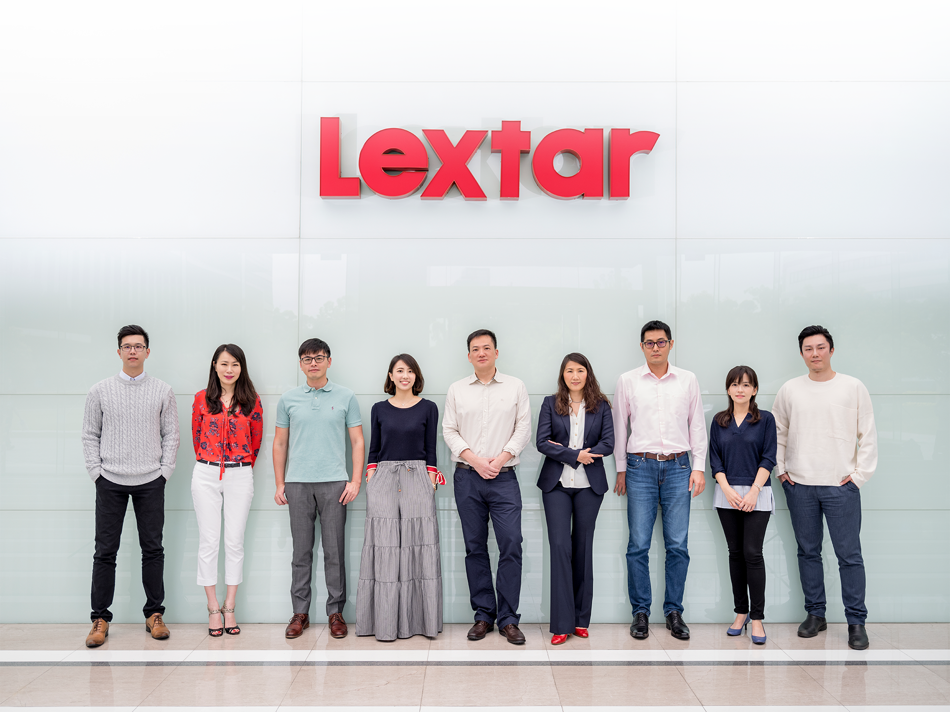 lextar_careers_img